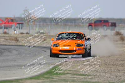 media/Oct-25-2025-CalClub SCCA (Sat) [[34c778dfbe]]/Group 4/Qualifying/